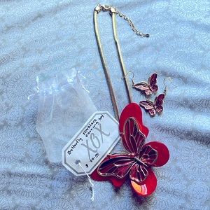 Butterfly Necklace w/ Earrings